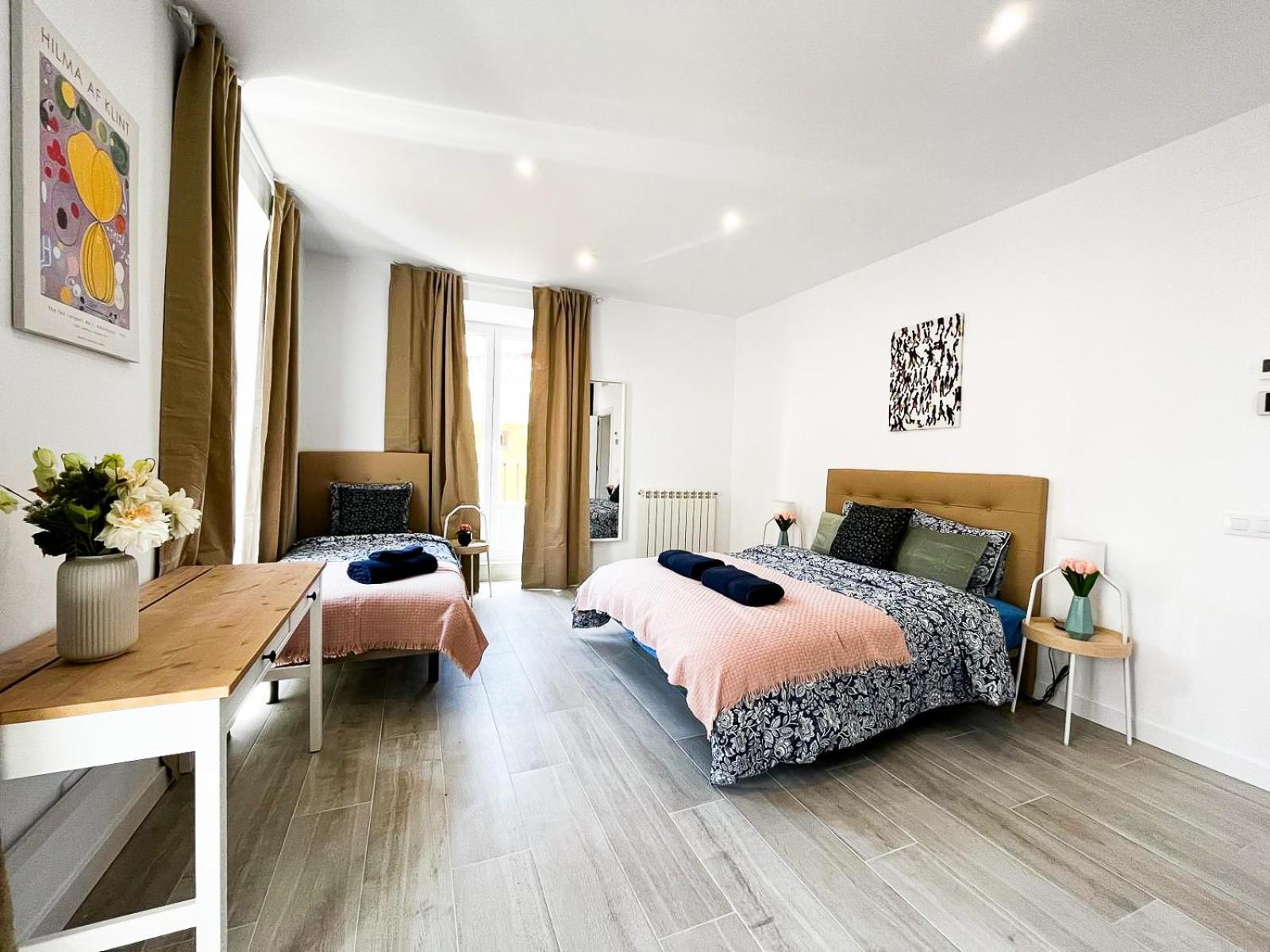 Centric Rooms In Madri Exterior foto